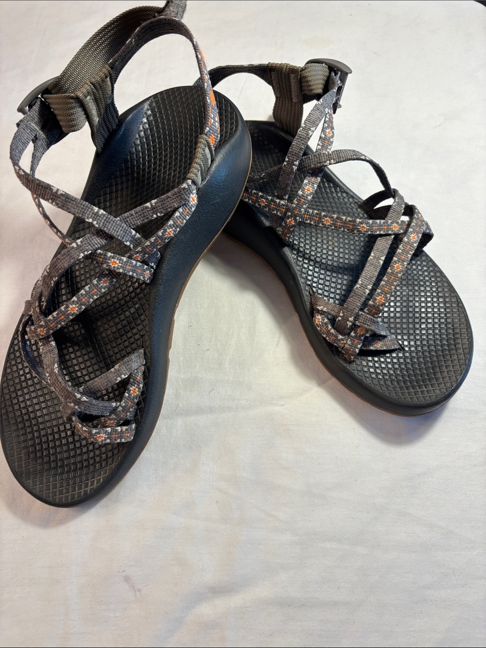 Chaco ZX2 Creed Golden Strappy Outdoor Sandals - Comfortable Everyday Walk, SZ 9